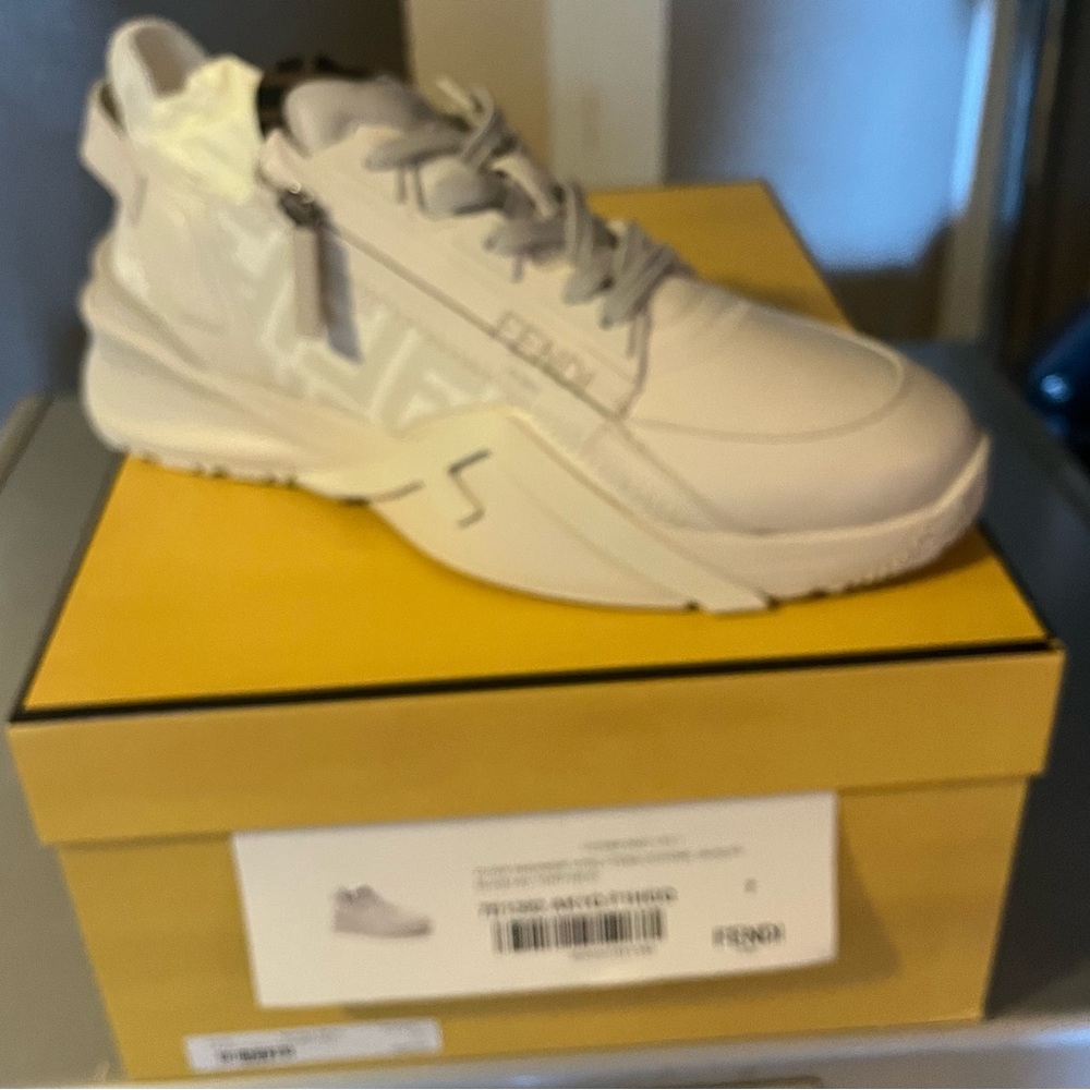 FENDI FLOW SNEAKER VITEL